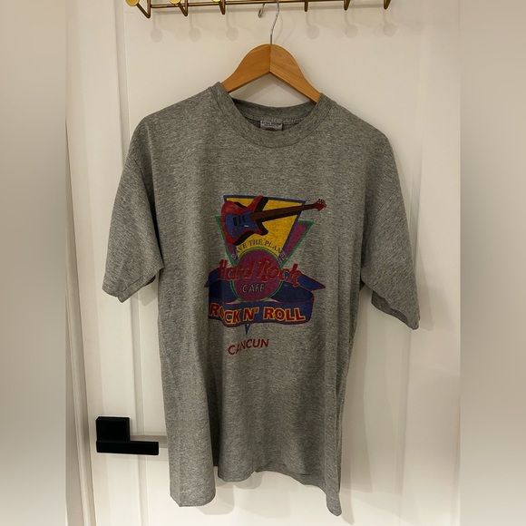 Hard Rock Cafe Other - VINTAGE Hard Rock Cafe Cancun T-Shirt XL